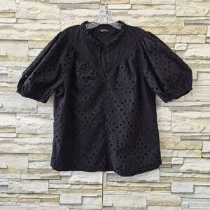 ​Pretty Garden Blouse XL Black Eyelet Puff Sleeve Button Front Cottagecore